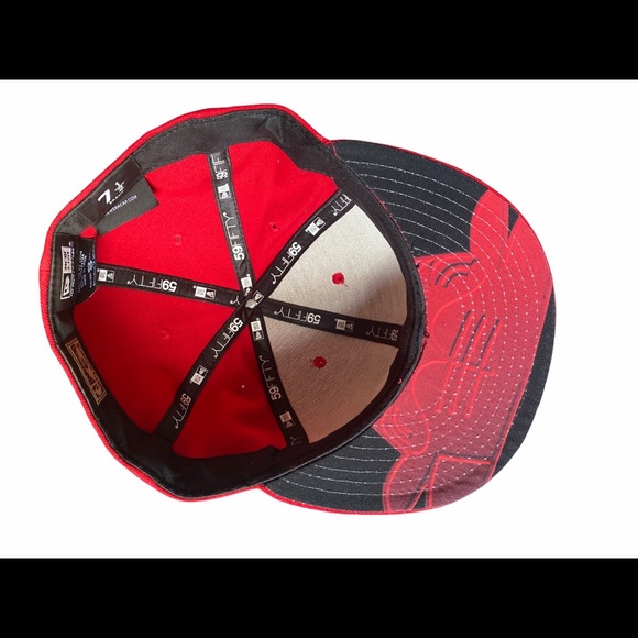 Chicago bulls hat - Picture 2 of 2